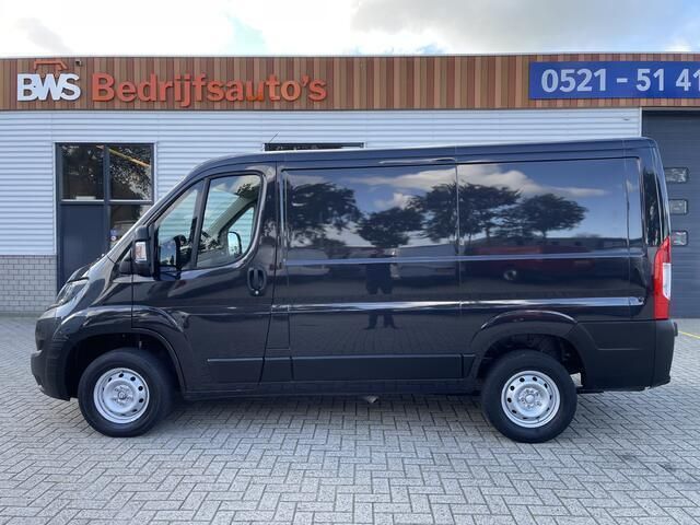 Zwart Gebruikt 2019 Peugeot Boxer Premium Van | € 12.950 (Iets duurder) - Afbeelding 1/4