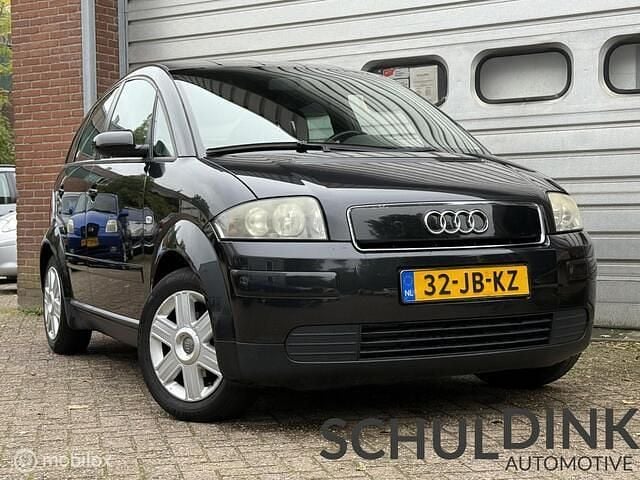 Zwart Gebruikt 2002 Audi A2 Hatchback | € 2.450 (Eerlijke prijs) - Afbeelding 1/4