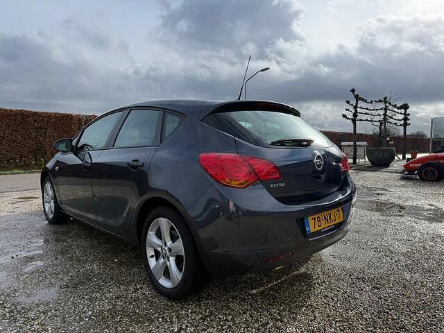 Occasion Opel Astra Edition 116 PK (85 kW) 2010 Blauw (metallic) Hatchback