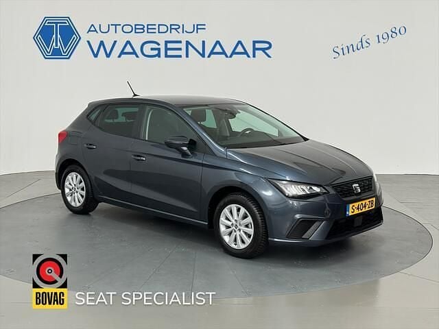 Grijs Occasion 2023 Seat Ibiza CONNECT Hatchback | € 16.387 (Eerlijke prijs) - Afbeelding 1/4