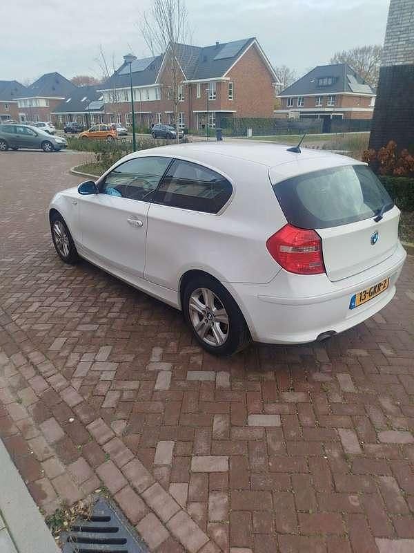 Occasion BMW 116 122 PK (89 kW) 2008 Wit Hatchback