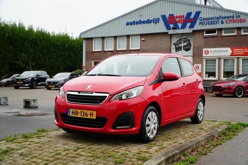 Rood Gebruikt 2014 Peugeot 108 Active Hatchback | € 7.450 (Eerlijke prijs) - Afbeelding 1/3