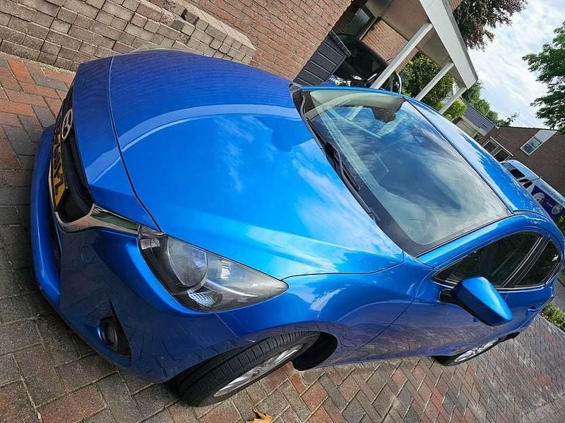 Blauw Gebruikt 2016 Mazda 2 Hatchback | € 9.500 (Eerlijke prijs) - Afbeelding 1/4