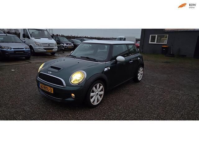 Groen (metallic) Gebruikt 2007 Mini Cooper S Hatchback | € 3.750 (Super prijs) - Afbeelding 1/4