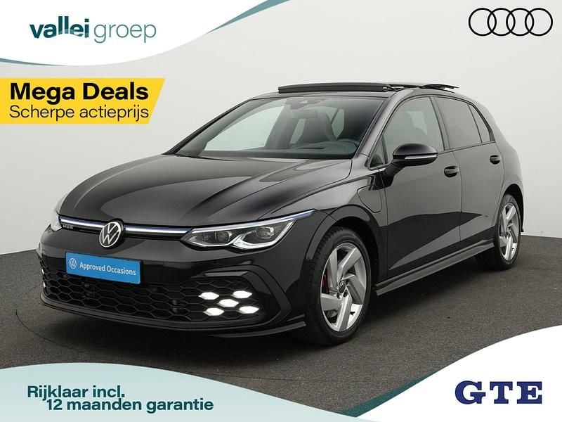 Zwart Gebruikt 2023 VW Golf VIII GTE Hatchback | € 34.250 (Iets duurder) - Afbeelding 1/4