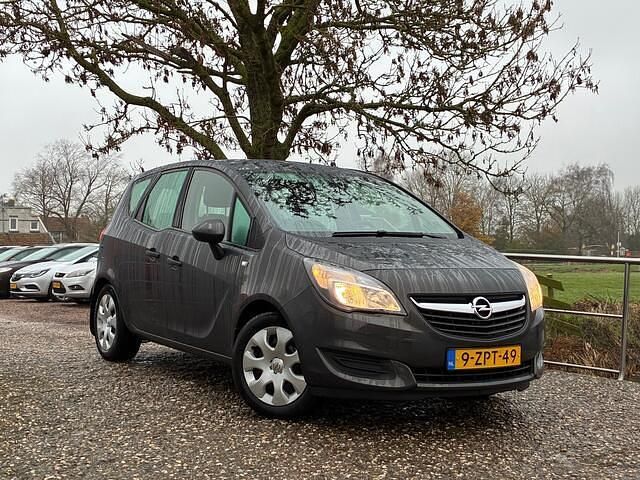 Grijs Gebruikt 2015 Opel Meriva Design Edition MPV | € 7.975 (Goede deal) - Afbeelding 1/4