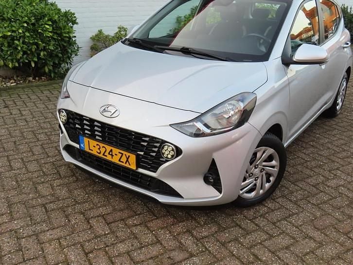 Occasion Hyundai i10 Comfort 67 PK (49 kW) 2021 Grijs Hatchback