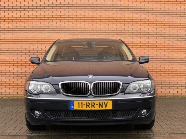 Occasion BMW 740 306 PK (225 kW) 2005 Blauw, metallic lak Sedan
