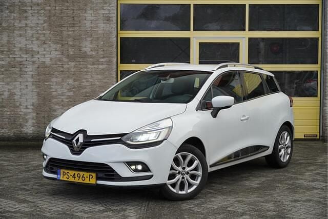Wit Gebruikt 2017 Renault Clio GrandTour Intens Stationwagen | € 7.450 (Eerlijke prijs) - Afbeelding 1/4