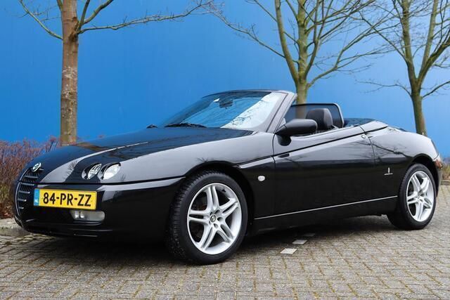Zwart, metallic lak Gebruikt 2004 Alfa Romeo Spider Turismo Cabriolet | € 11.950 - Afbeelding 1/4