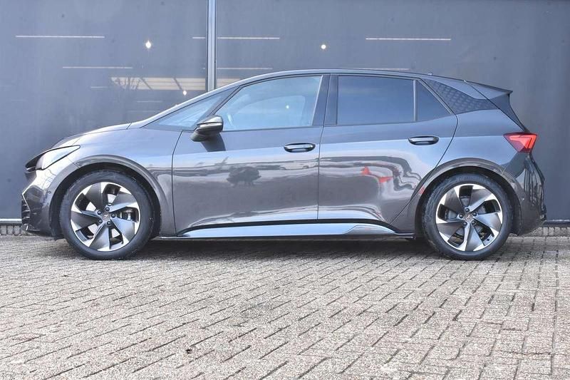 Occasion Cupra Born 169 kW (231 PK) 2022 Grijs Hatchback