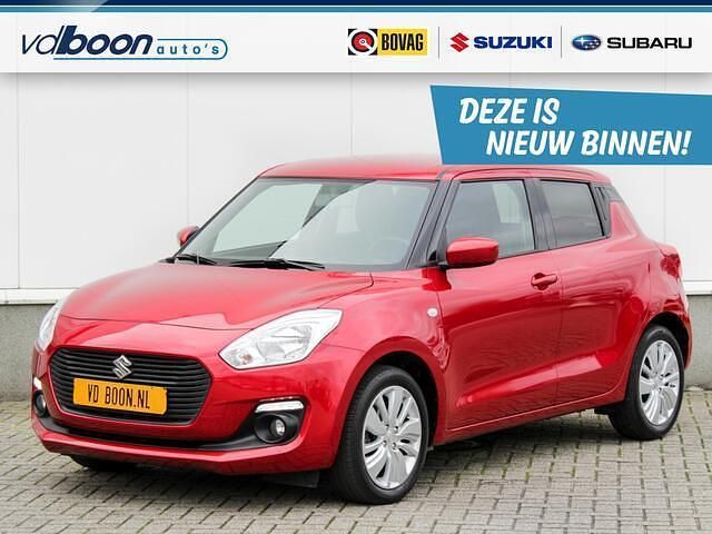 Rood Gebruikt 2018 Suzuki Swift Hatchback | € 12.850 (Eerlijke prijs) - Afbeelding 1/4