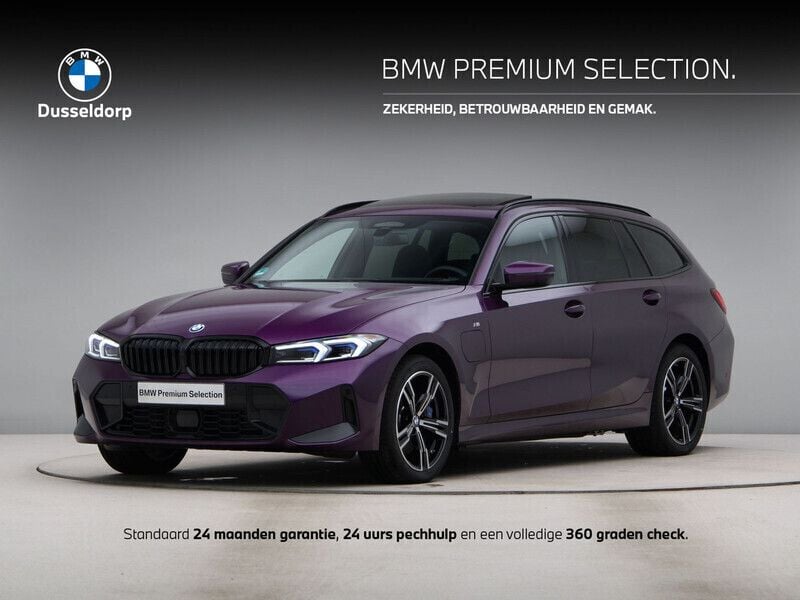 Paars Gebruikt 2024 BMW 330e M Sport Stationwagen | € 62.950 (Duur) - Afbeelding 1/4