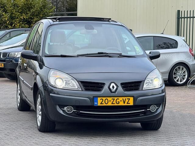 Occasion Renault Scénic II 112 PK (82 kW) 2008 Grijs (metallic) MPV