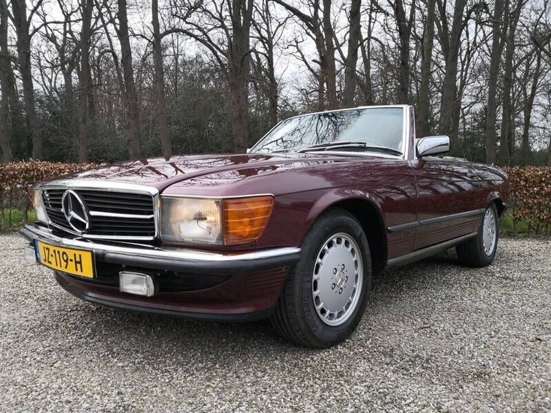 Rood Gebruikt 1986 Mercedes 560 Cabriolet | € 29.500 - Afbeelding 1/4