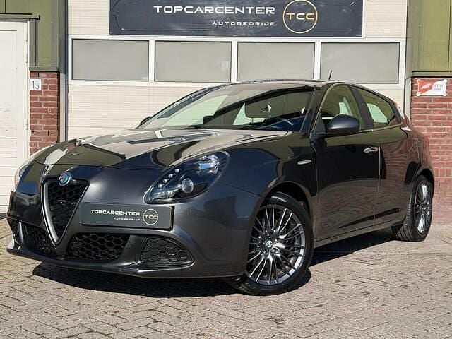 Occasion Alfa Romeo Giulietta Business 170 PK (125 kW) 2013 Grijs Hatchback