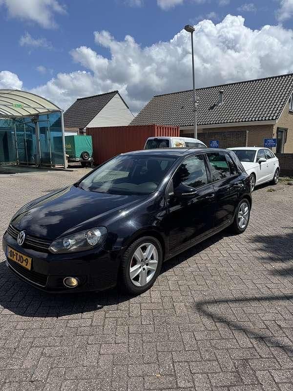 Zwart Gebruikt 2009 VW Golf VI Highline Stationwagen | € 4.250 (Eerlijke prijs) - Afbeelding 1/4