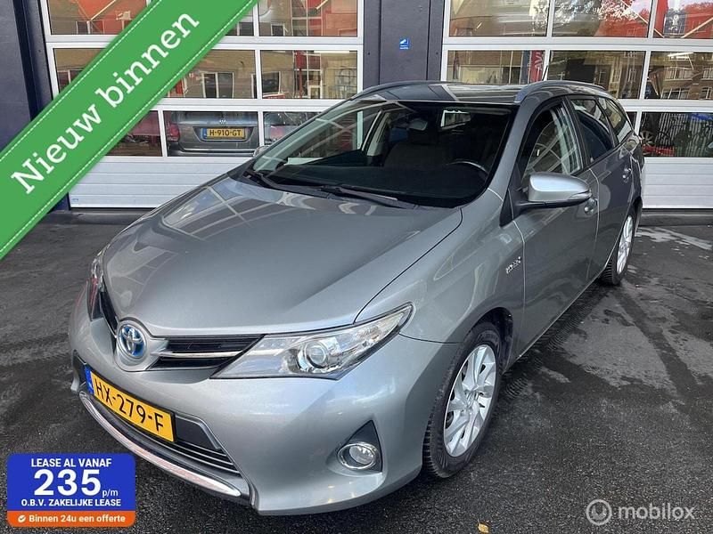 Grijs Occasion 2016 Toyota Auris Hybrid Hatchback | € 14.500 (Eerlijke prijs) - Afbeelding 1/4