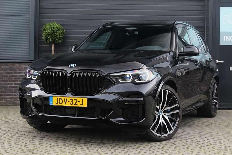 Zwart Gebruikt 2022 BMW X5 Comfort Edition SUV | € 67.995 (Goede deal) - Afbeelding 1/4