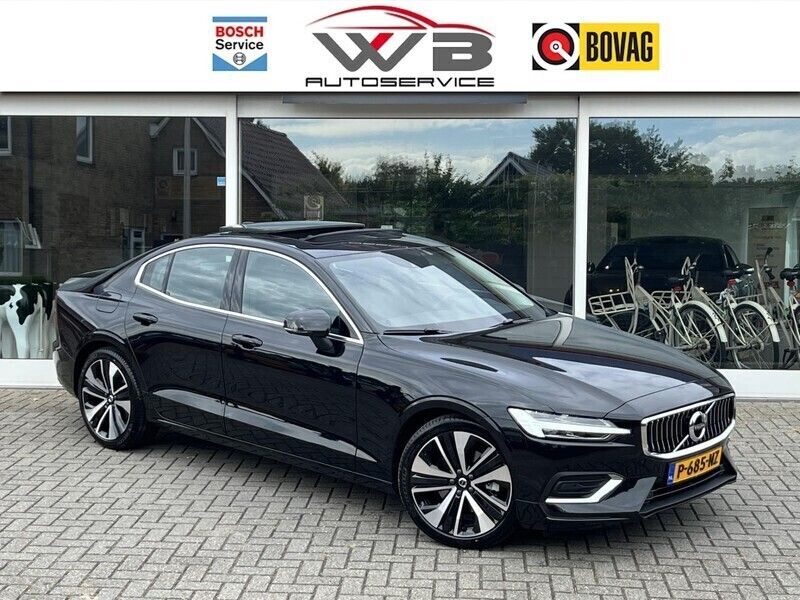 Zwart Gebruikt 2022 Volvo S60 Inscription Sedan | € 38.749 (Eerlijke prijs) - Afbeelding 1/4