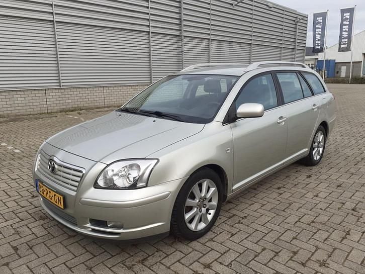 Gebruikt 2004 Toyota Avensis Stationwagen | € 3.695 (Eerlijke prijs) - Afbeelding 1/4