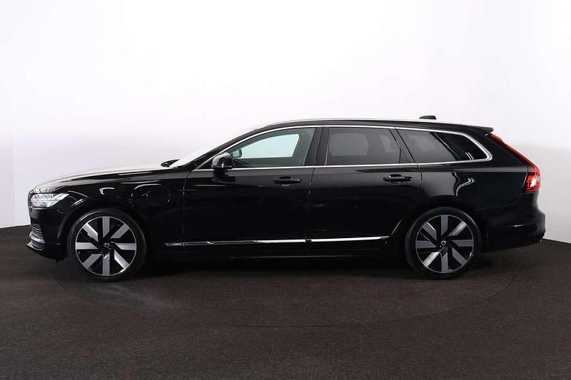 Occasion Volvo V90 Core 349 PK (256 kW) 2023 Zwart Stationwagen