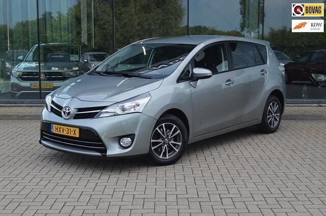 Grijs Gebruikt 2014 Toyota Verso Business Edition MPV | € 12.450 (Eerlijke prijs) - Afbeelding 1/4