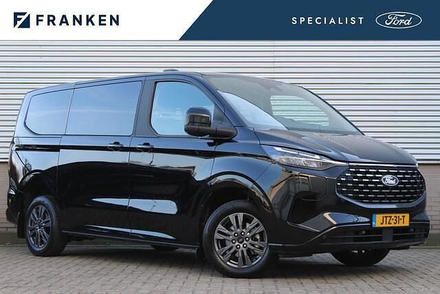 Zwart (metallic) Occasion 2025 Ford Tourneo Custom Titanium Van | € 57.900 (Eerlijke prijs) - Afbeelding 1/4