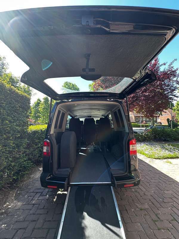 Zwart Gebruikt 2009 VW T5 Van | € 12.950 - Afbeelding 1/4