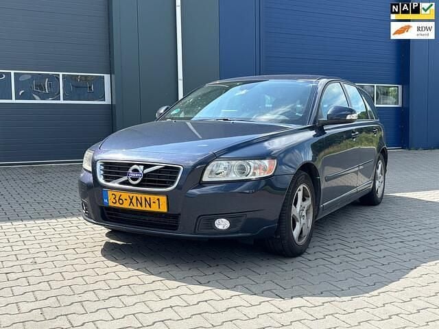 Blauw Gebruikt 2012 Volvo V50 Stationwagen | € 3.500 (Duur) - Afbeelding 1/4