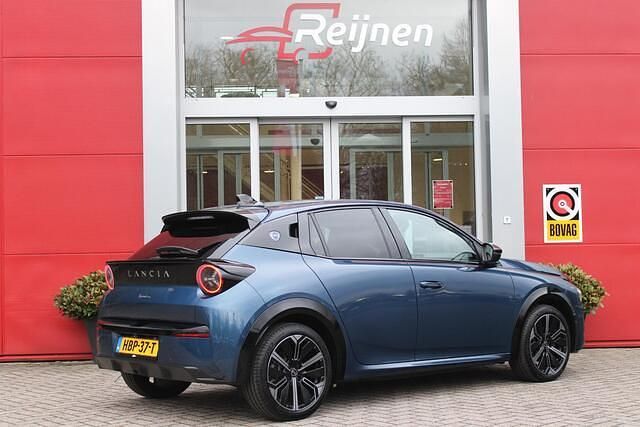 Occasion Lancia Ypsilon 206 kW (281 PK) 2025 Blauw Hatchback