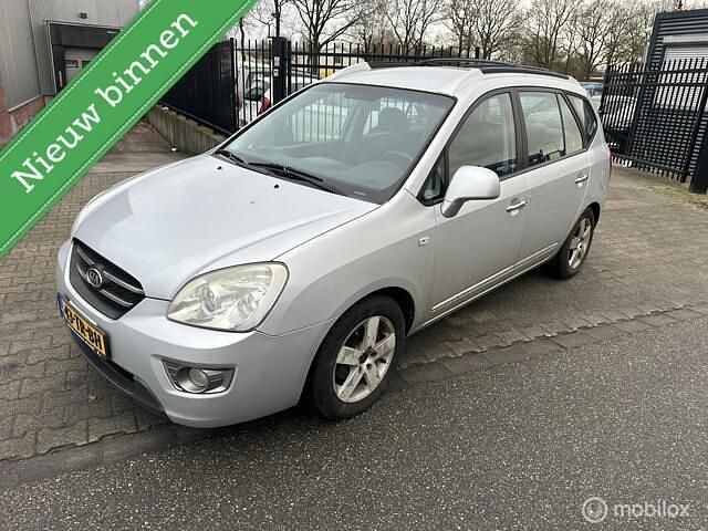 Grijs Occasion 2007 Kia Carens EX MPV | € 1.950 (Eerlijke prijs) - Afbeelding 1/4