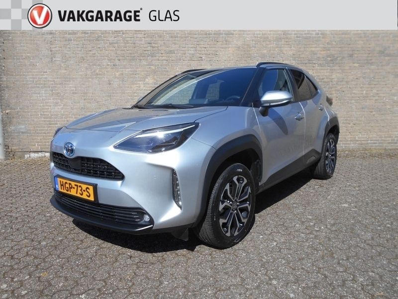 Grijs Gebruikt 2024 Toyota Yaris Cross Comfort SUV | € 28.450 (Eerlijke prijs) - Afbeelding 1/4