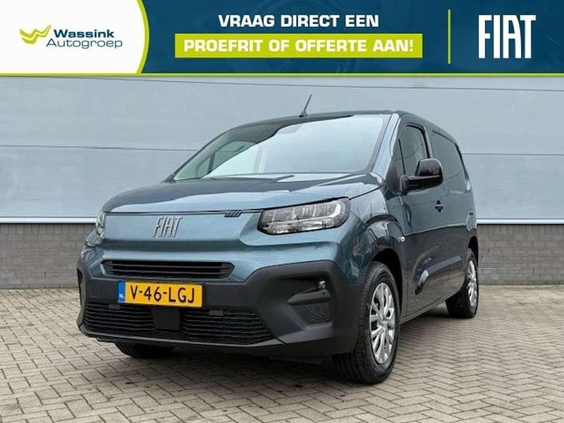 Blauw Nieuw 2025 Fiat e-Doblò MPV | € 23.901 (Goede deal) - Afbeelding 1/4