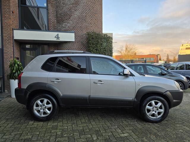 Occasion Hyundai Tucson Dynamiq 142 PK (104 kW) 2004 Grijs SUV