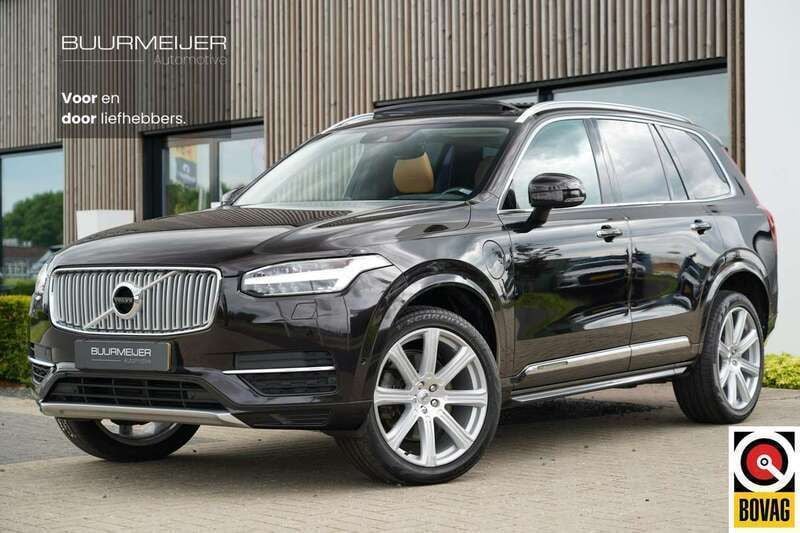 Zwart, metallic lak Gebruikt 2016 Volvo XC90 Inscription SUV | € 29.900 (Goede deal) - Afbeelding 1/4