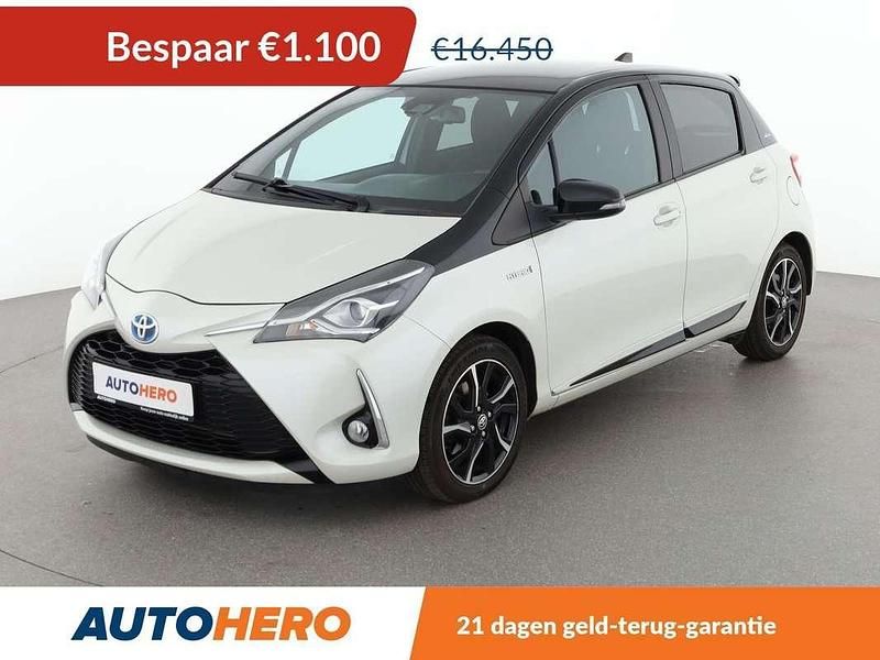 Wit Gebruikt 2019 Toyota Yaris Hybrid Hatchback | € 15.549 (Goede deal) - Afbeelding 1/3