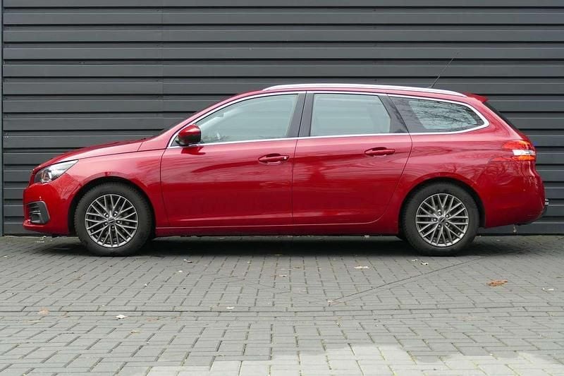 Occasion Peugeot 308 SW Allure 110 PK (80 kW) 2018 Rood Stationwagen