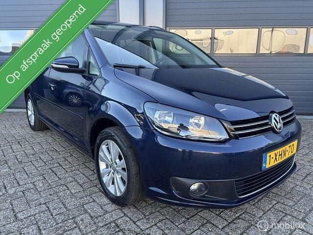 Blauw Gebruikt 2014 VW Touran Comfortline MPV | € 7.750 (Eerlijke prijs) - Afbeelding 1/3