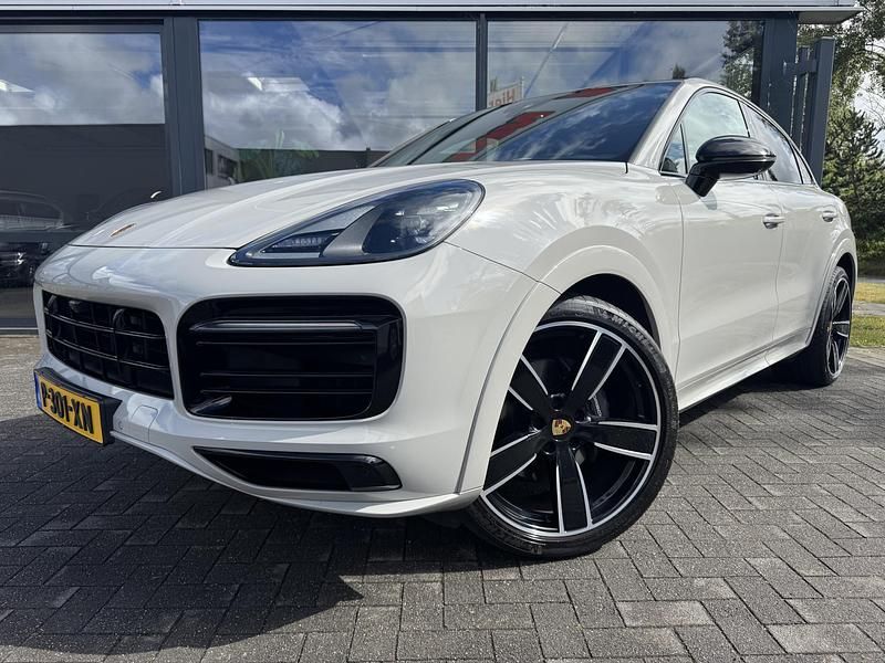 Grijs Gebruikt 2022 Porsche Cayenne Platinum Edition SUV | € 82.500 (Duur) - Afbeelding 1/4