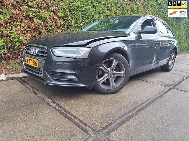 Zwart Gebruikt 2014 Audi A4 Business Stationwagen | € 5.300 - Afbeelding 1/4