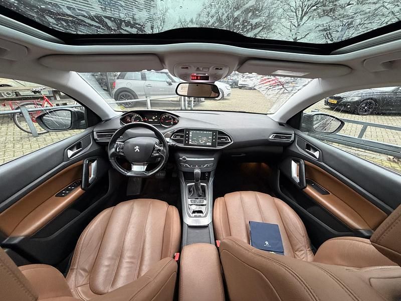 Occasion Peugeot 308 Premium 120 PK (88 kW) 2017 Blauw Stationwagen