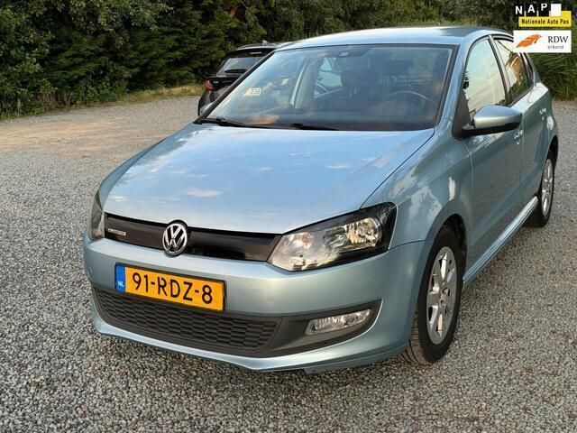 Blauw Gebruikt 2011 VW Polo Comfortline Hatchback | € 3.250 (Iets duurder) - Afbeelding 1/4