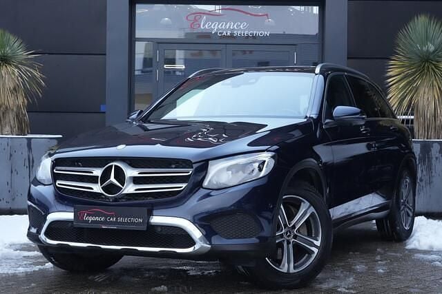 Blauw Gebruikt 2017 Mercedes GLC250 Prestige SUV | € 26.950 (Eerlijke prijs) - Afbeelding 1/4