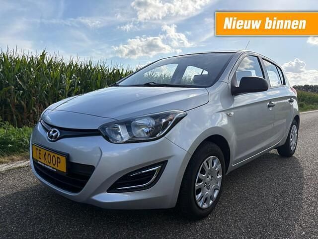 Grijs Gebruikt 2014 Hyundai i20 Hatchback | € 5.500 (Super prijs) - Afbeelding 1/4