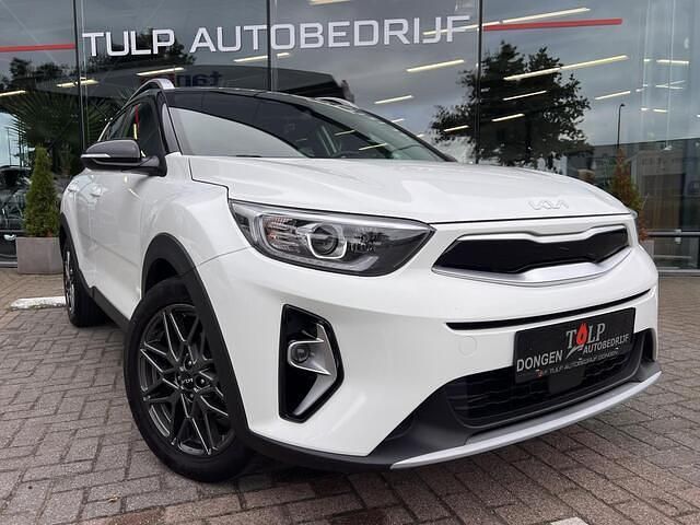 Occasion Kia Stonic 101 PK (74 kW) 2022 Wit SUV