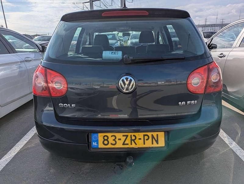 Blauw Gebruikt 2008 VW Golf VI Trendline Sedan | € 2.000 (Eerlijke prijs) - Afbeelding 1/4