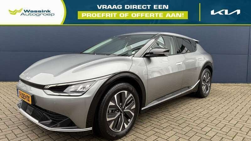 Grijs Gebruikt 2023 Kia EV6 2 SUV | € 37.900 (Super prijs) - Afbeelding 1/3