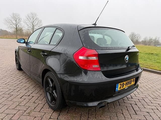Occasion BMW 118 143 PK (105 kW) 2008 Zwart Hatchback