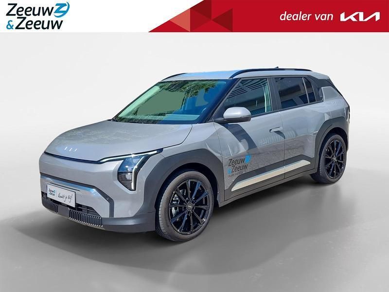 Shale grey metallic (ebd) Gebruikt 2025 Kia EV3 3 SUV | € 36.490 - Afbeelding 1/4